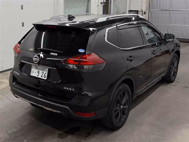 NISSAN X-TRAIL