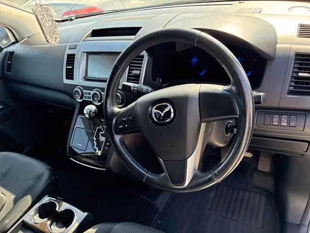 MAZDA MPV