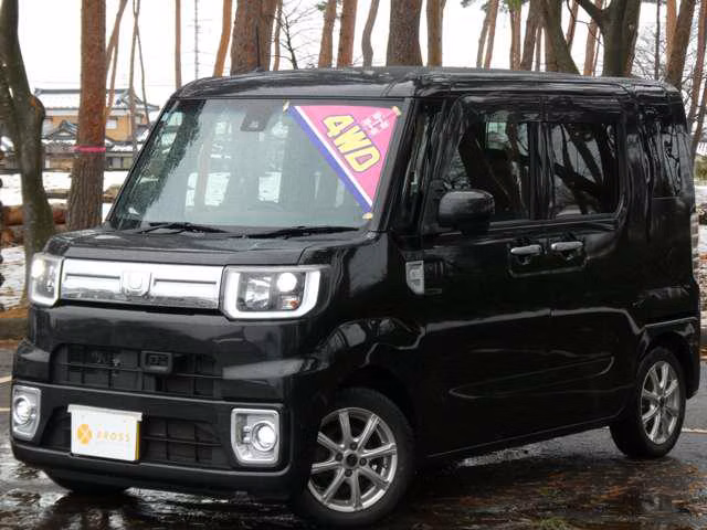 DAIHATSU WAKE