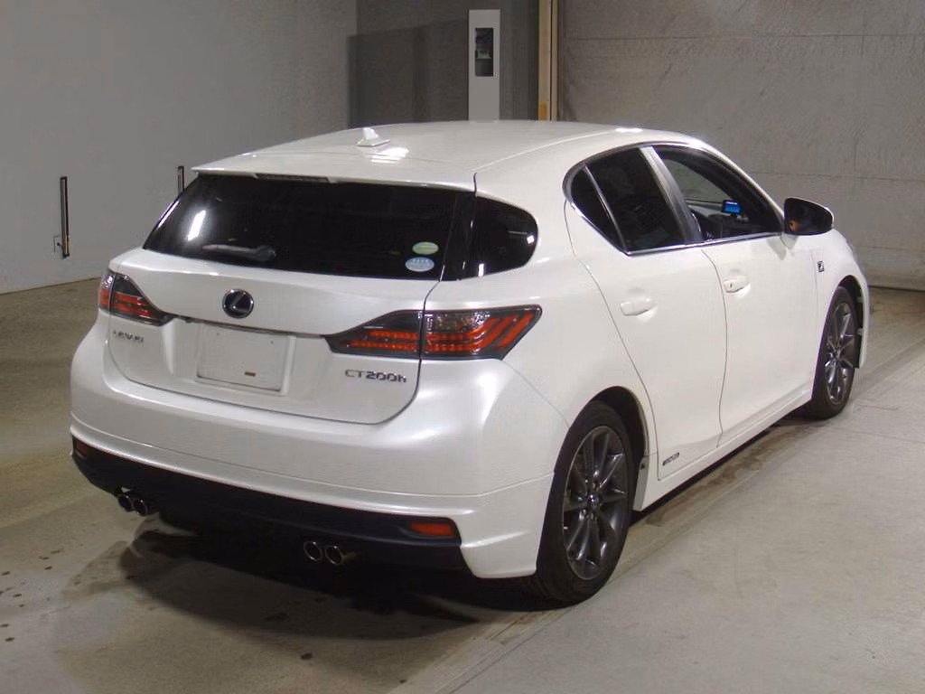 LEXUS CT200H