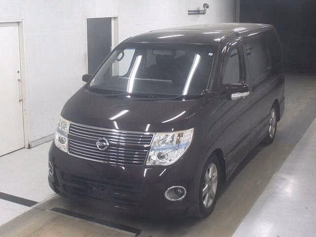 NISSAN ELGRAND