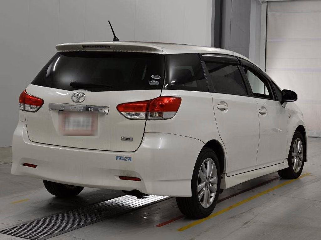TOYOTA WISH