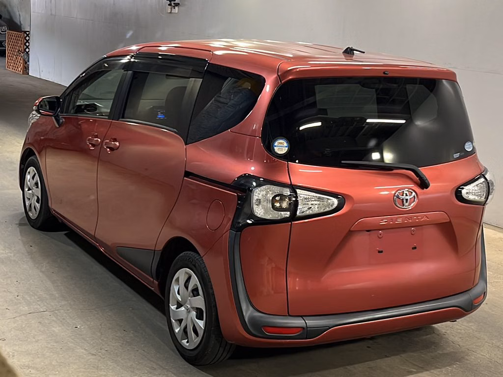 TOYOTA SIENTA