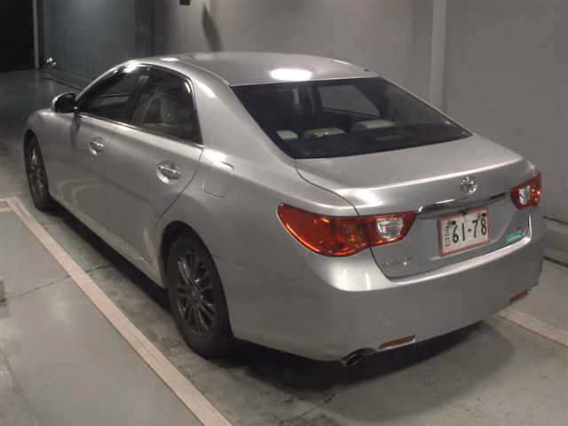 TOYOTA MARK X