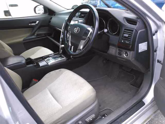 TOYOTA MARK X