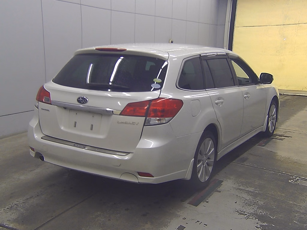 SUBARU LEGACY