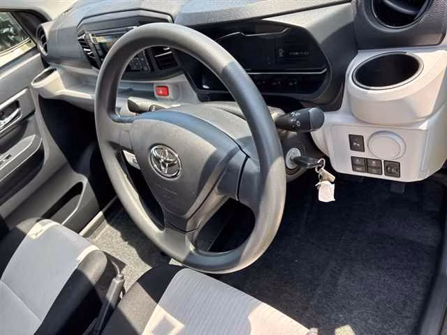TOYOTA PIXIS EPOCH