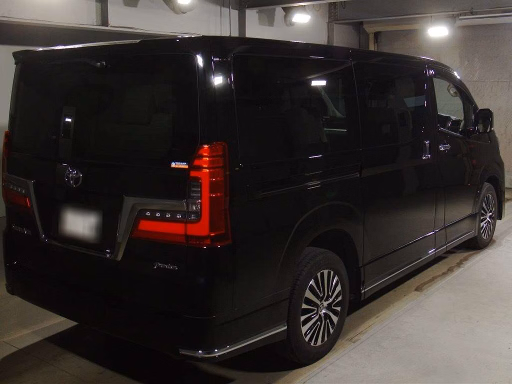 TOYOTA GRANACE