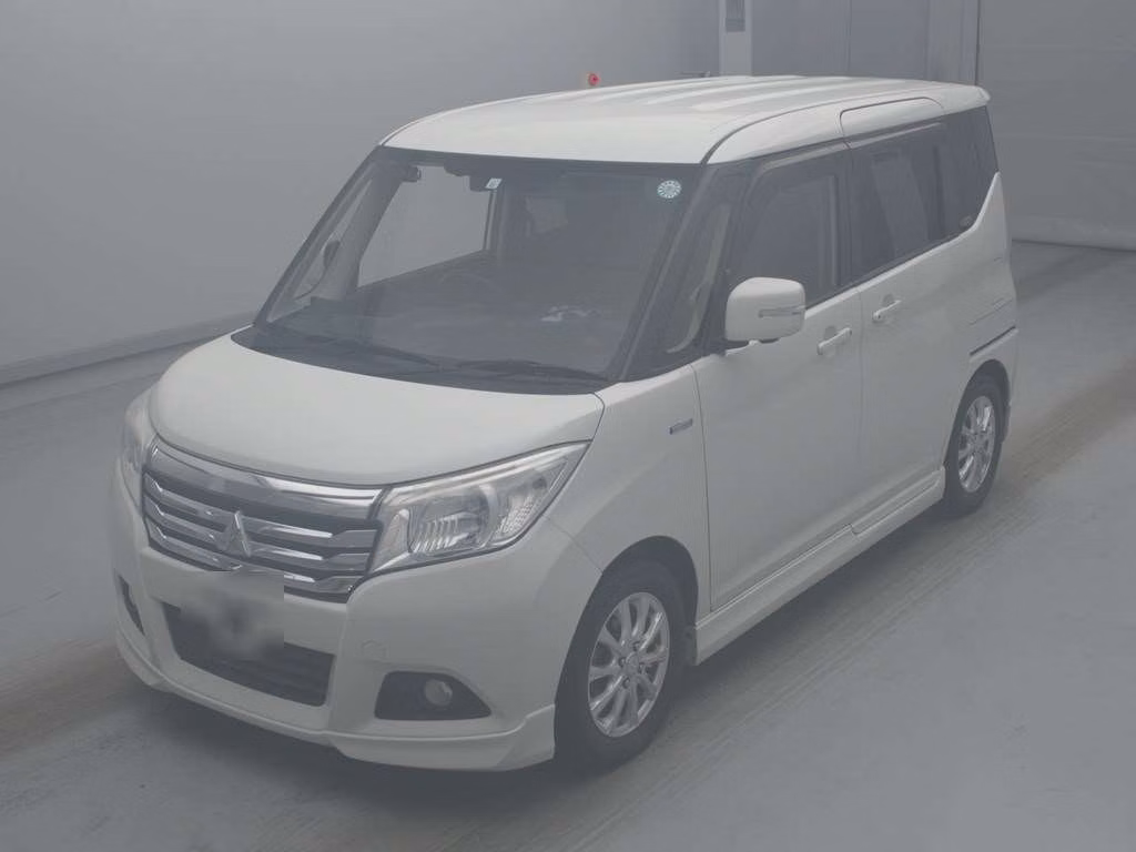 MITSUBISHI DELICA D:2