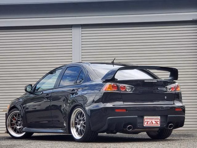MITSUBISHI LANCER EVOLUTION