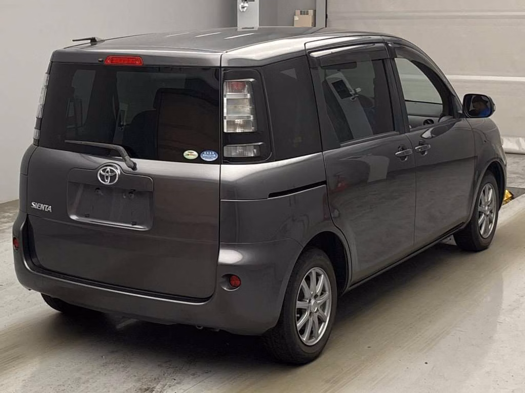 TOYOTA SIENTA