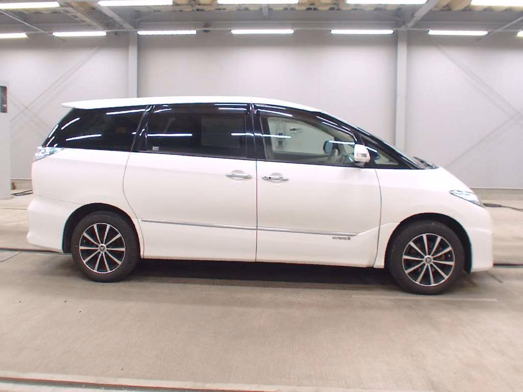 TOYOTA ESTIMA
