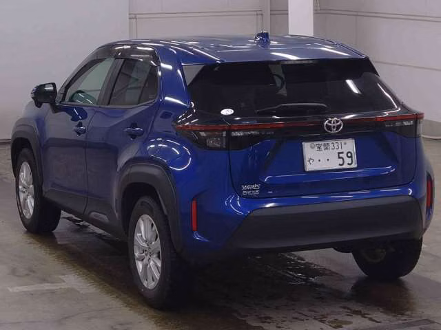 TOYOTA YARIS CROSS