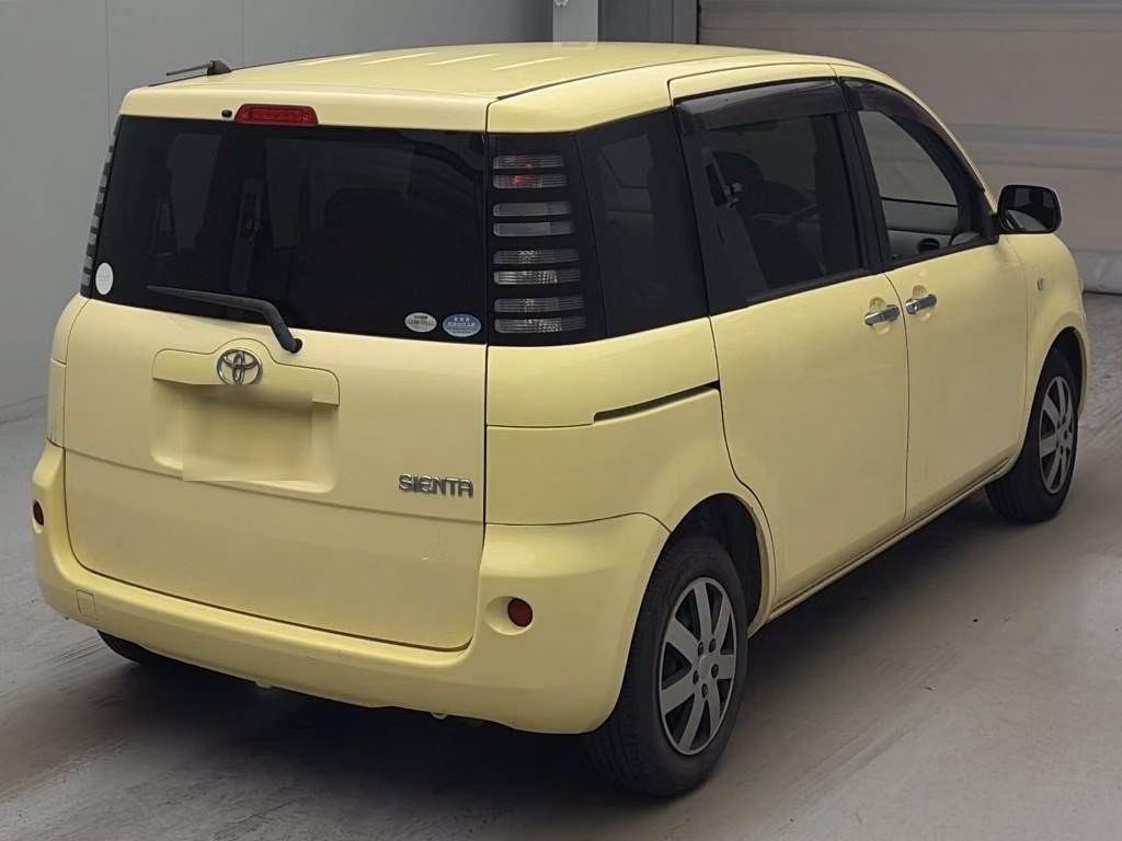 TOYOTA SIENTA