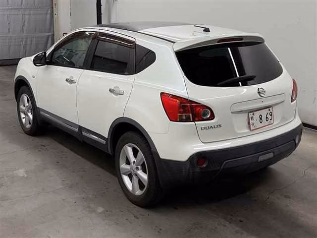 NISSAN DUALIS