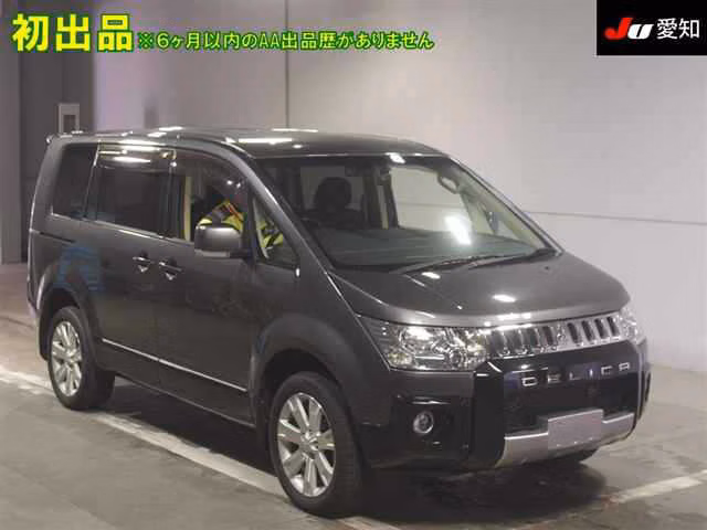MITSUBISHI DELICA D:5