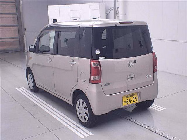 DAIHATSU TANTO EXE