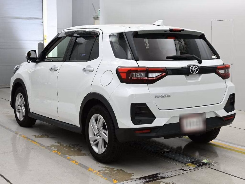 TOYOTA RAIZE