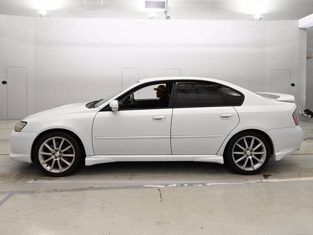 SUBARU LEGACY B4