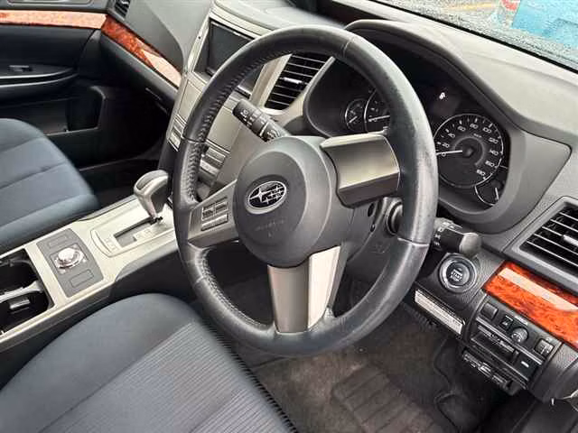 SUBARU LEGACY