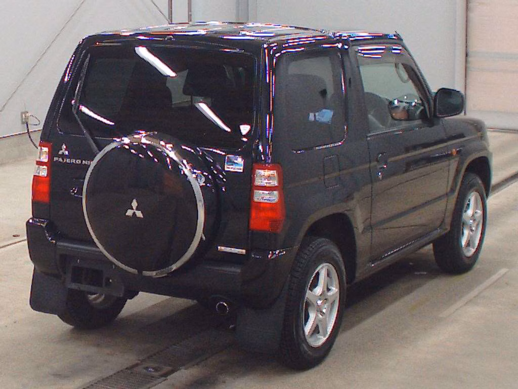 MITSUBISHI PAJERO MINI
