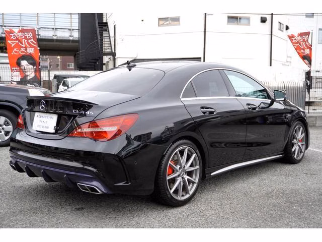 MERCEDES-BENZ CLA-CLASS