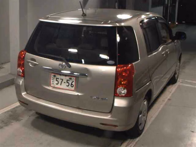 TOYOTA RAUM