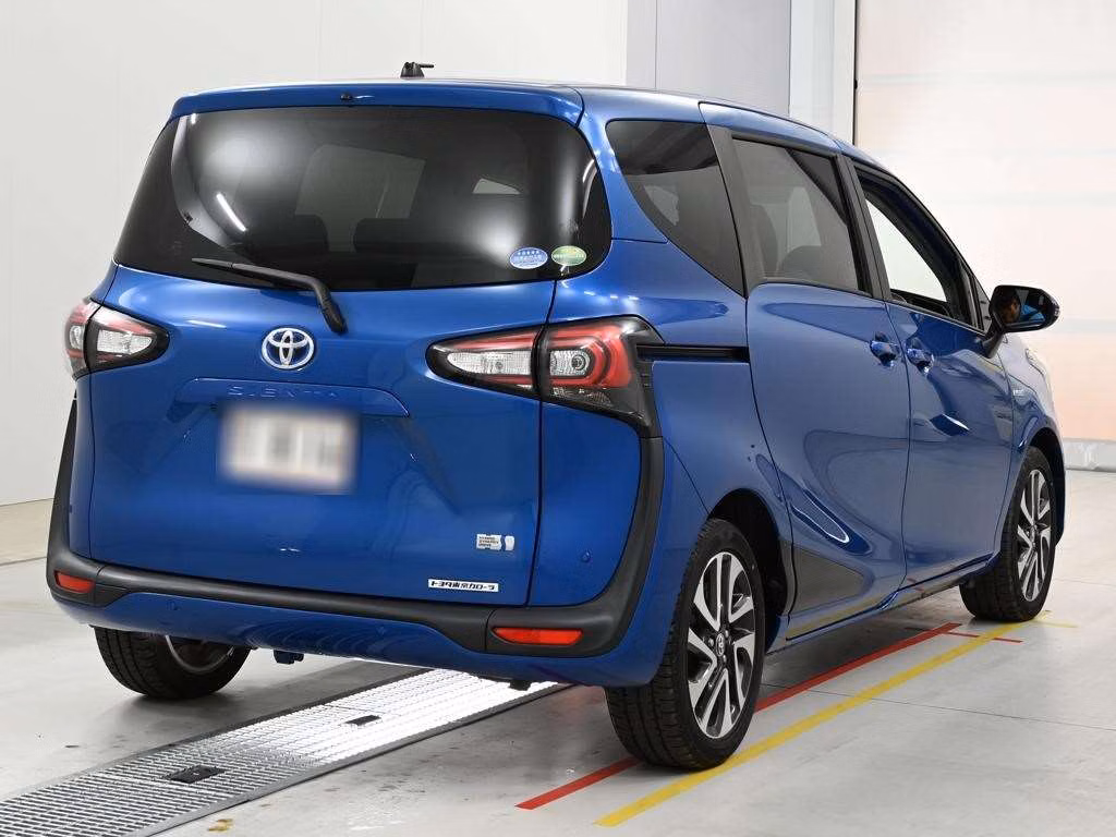 TOYOTA SIENTA