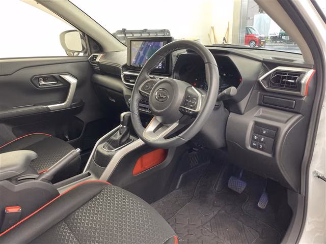 DAIHATSU ROCKY