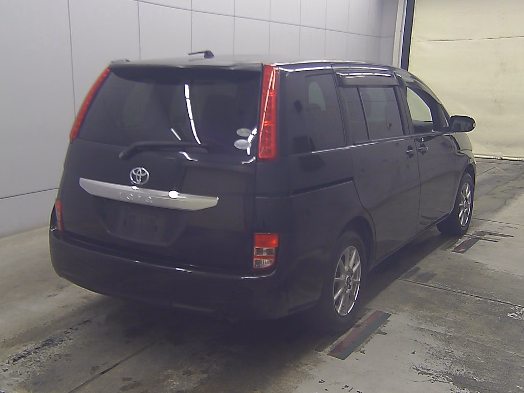 TOYOTA ISIS