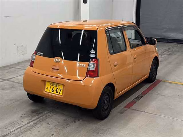 DAIHATSU ESSE
