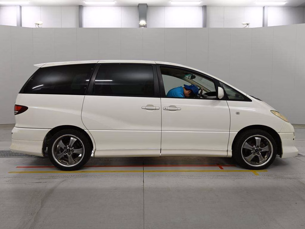 TOYOTA ESTIMA