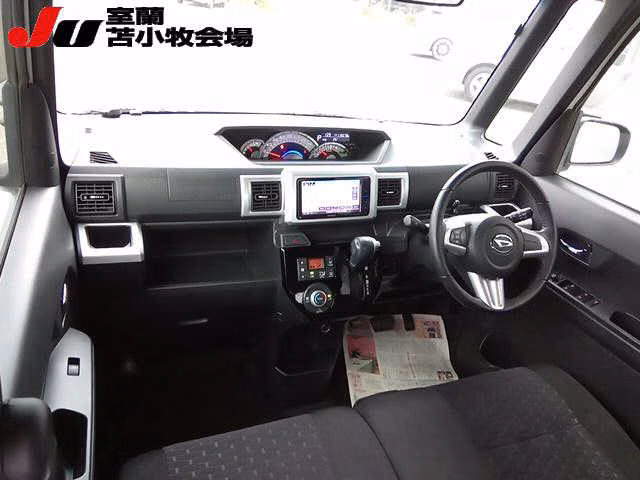 DAIHATSU WAKE