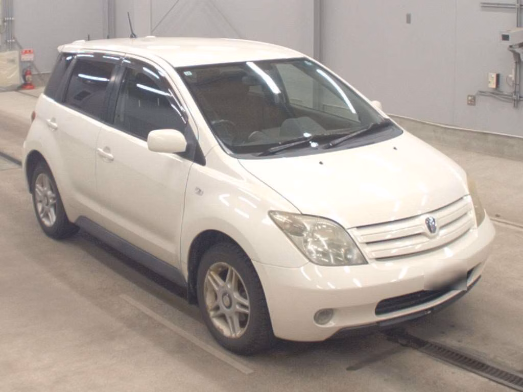 TOYOTA IST