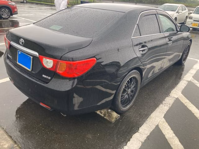 TOYOTA MARK X