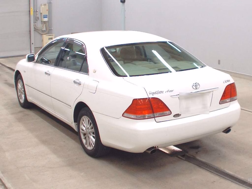 TOYOTA CROWN