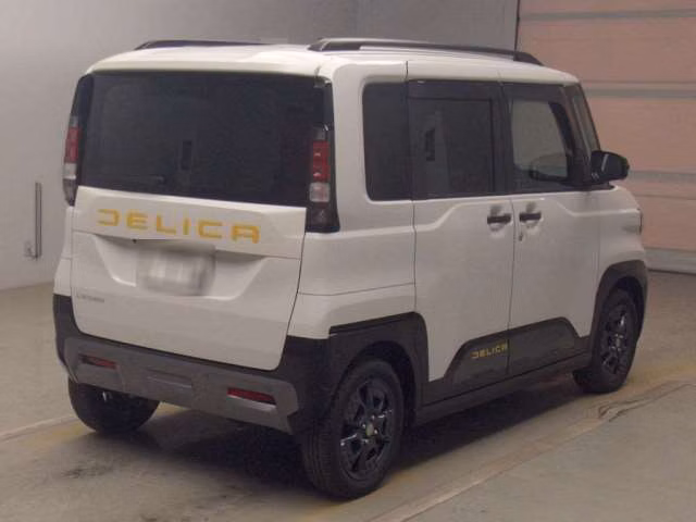 MITSUBISHI DELICA MINI