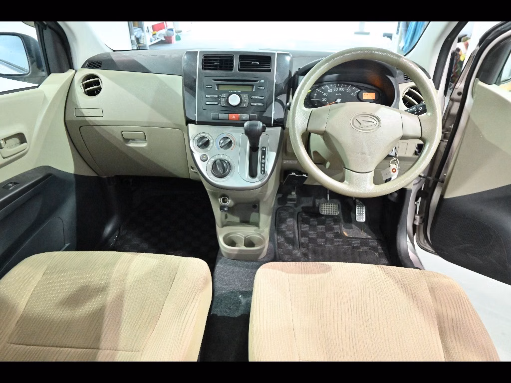 DAIHATSU MIRA