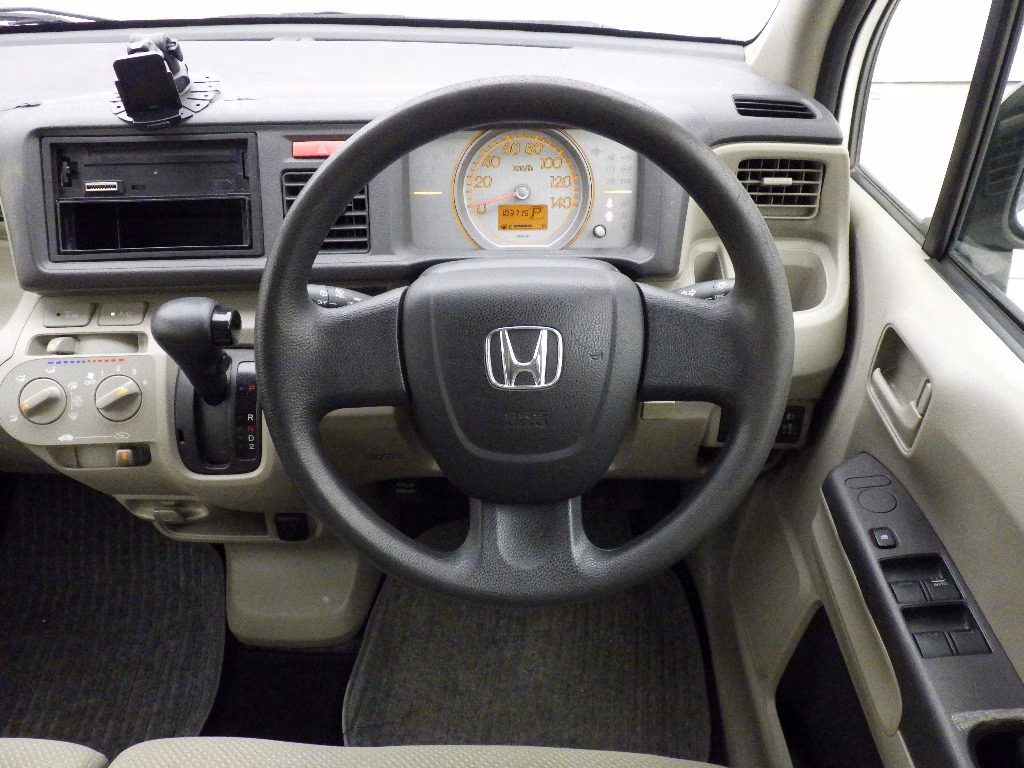 HONDA LIFE