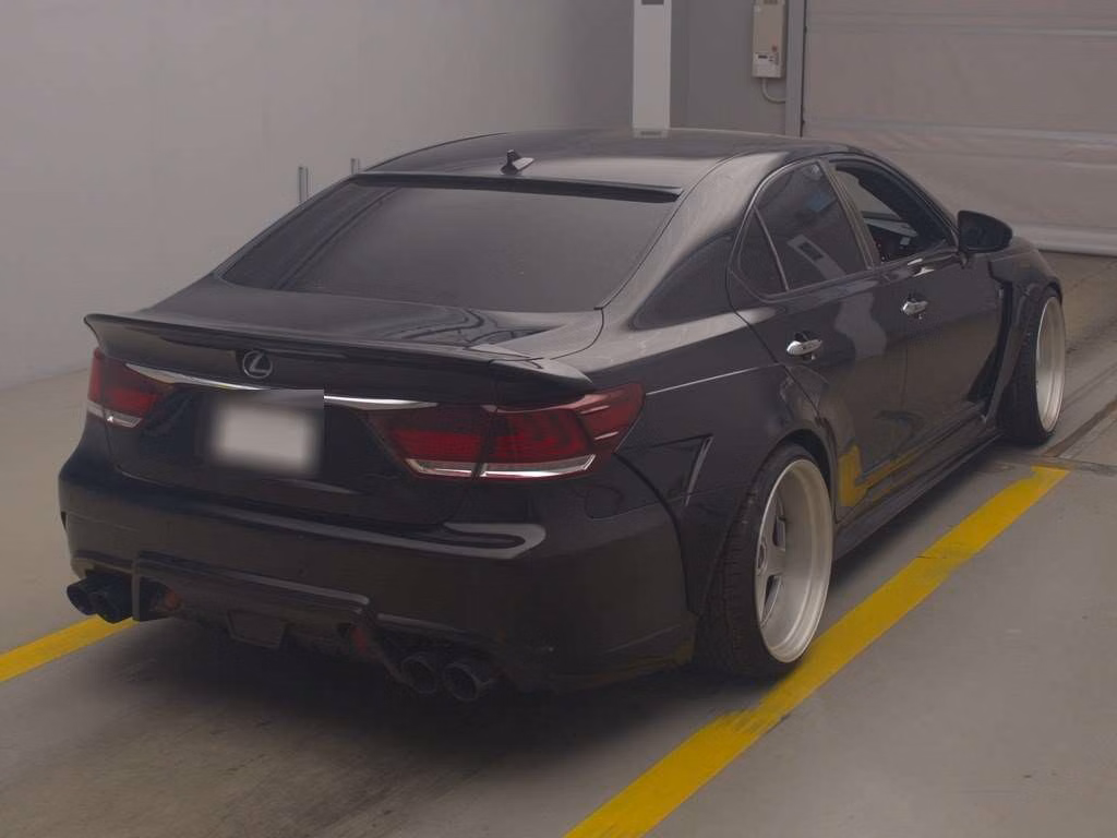 LEXUS LS460