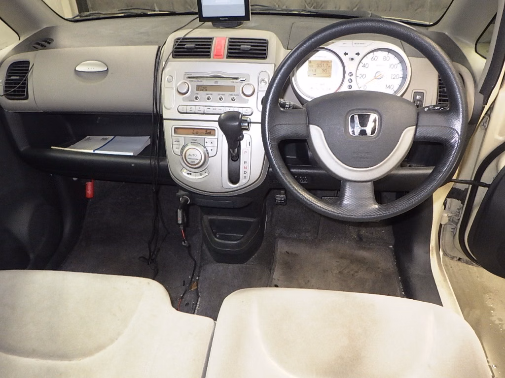 HONDA LIFE
