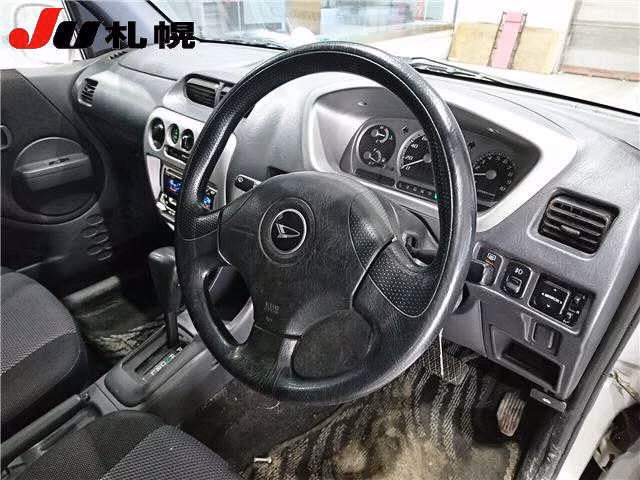 DAIHATSU TERIOS KID