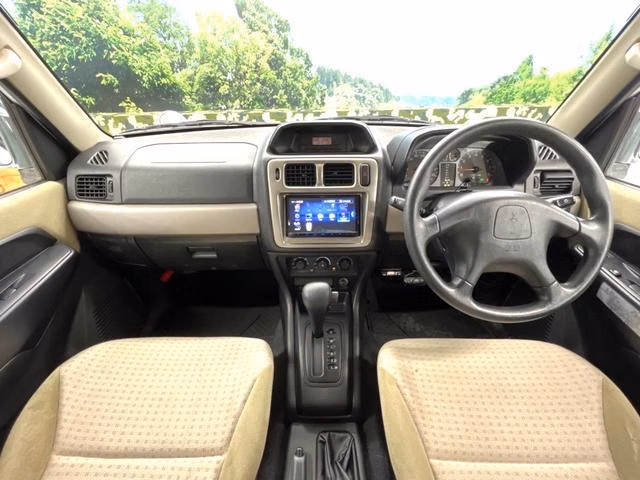 MITSUBISHI PAJERO IO
