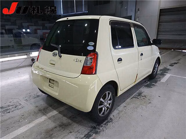 DAIHATSU ESSE