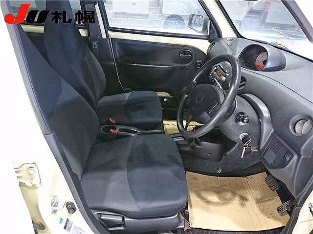 DAIHATSU ESSE