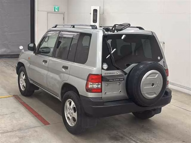 MITSUBISHI PAJERO IO