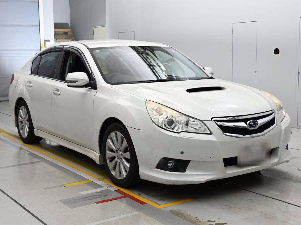 SUBARU LEGACY B4