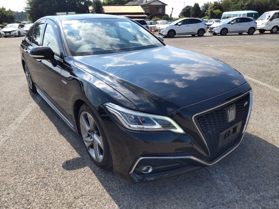 TOYOTA CROWN