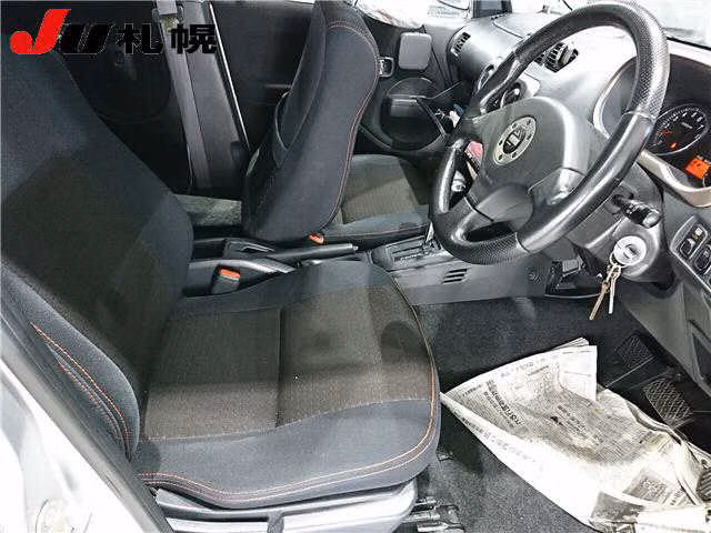 DAIHATSU TERIOS KID