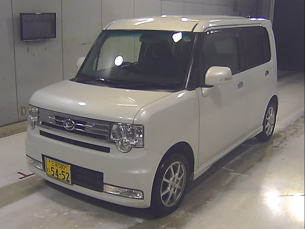 DAIHATSU MOVE CONTE